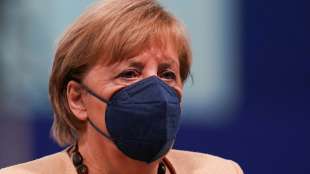 Merkel: Corona-Notlage besteht fort - unabh&auml;ngig von parlamentarischen Mehrheiten