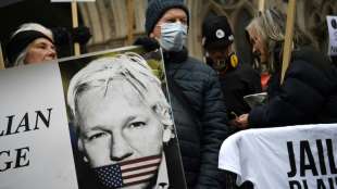 Journalistenverb&auml;nde fordern sofortige Freilassung von Julian Assange