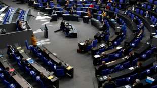 Bundestag beschlie&szlig;t versch&auml;rftes Gesetz gegen sexuellen Kindesmissbrauch