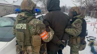 Ukrainischer Soldat erschie&szlig;t in Fabrik f&uuml;nf Menschen