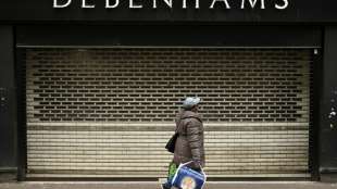 Britische Kaufhauskette Debenhams schlie&szlig;t alle H&auml;user mit 12.000 Besch&auml;ftigten 