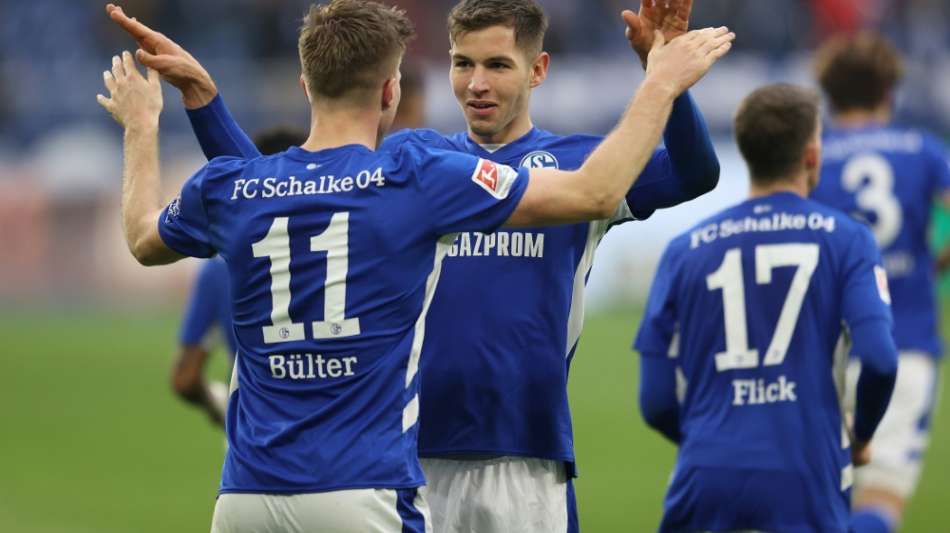 2. Bundesliga: Darmstadt Spitzenreiter, Schalke siegt, Bremen verliert