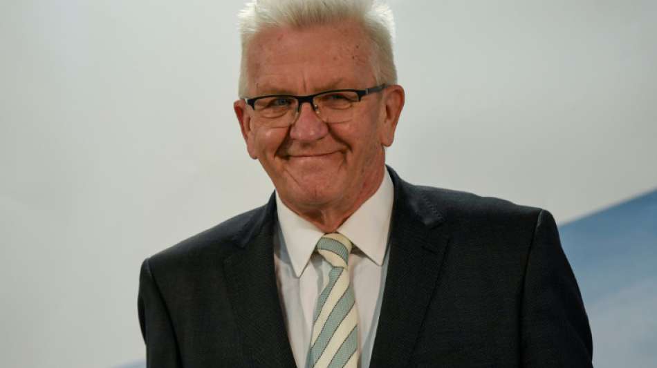 Gr&uuml;ne und CDU in Baden-W&uuml;rttemberg beschlie&szlig;en Koalitionsverhandlungen