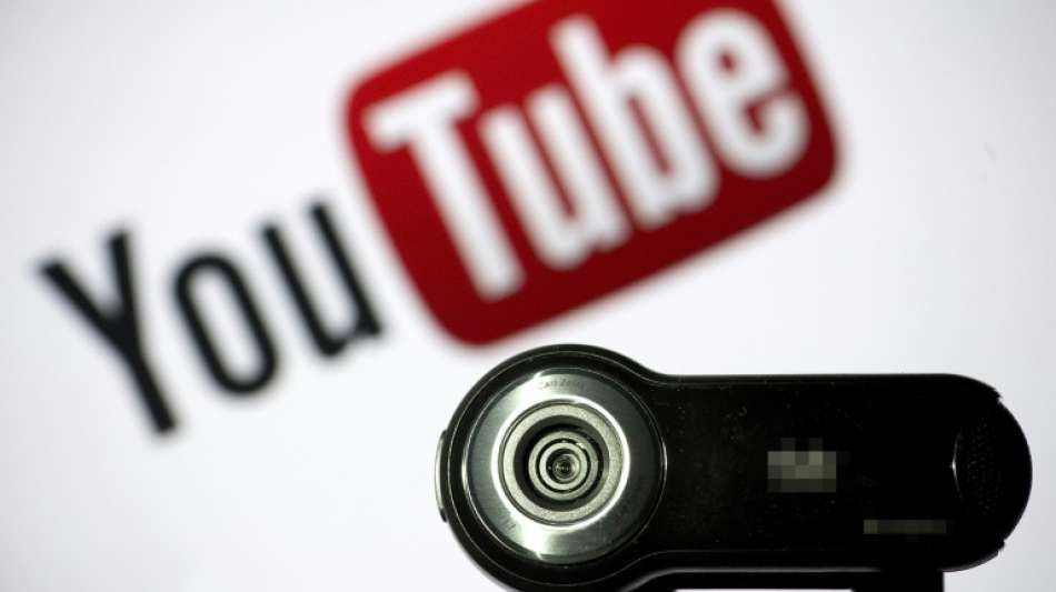 Gericht verurteilt US-Youtube-Stars wegen gef&auml;lschten Bank&uuml;berfalls