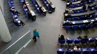 Bundestag will epidemische Notlage bis 30. September verl&auml;ngern