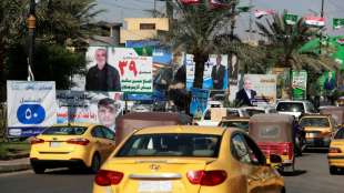 Wahllokale f&uuml;r vorgezogene Parlamentswahl im Irak ge&ouml;ffnet