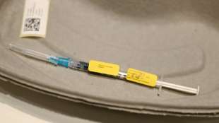 Haus&auml;rzteverband dringt auf schnellere Beteiligung an Corona-Impfungen