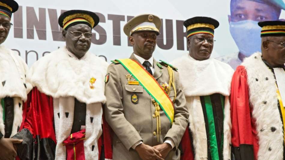 Oberst Go&iuml;ta in Mali als &Uuml;bergangspr&auml;sident vereidigt