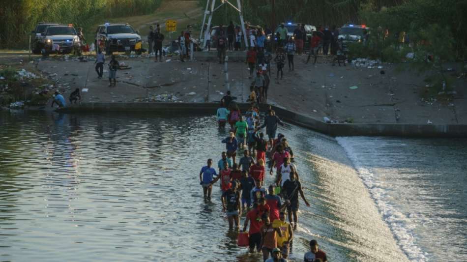 US-Regierung k&uuml;ndigt verst&auml;rkte Abschiebefl&uuml;ge von Migranten an