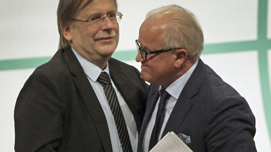 DFB-Wahl: Drei Ex-Pr&auml;sidenten fordern Aus f&uuml;r Koch