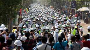 Landesweite Proteste gegen Milit&auml;rjunta in Myanmar lassen nicht nach