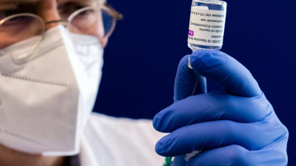 Johnson verteidigt Astrazeneca-Impfstoff als "sicher" und "extrem wirksam"