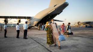 Bundeswehr fliegt erneut mehr als 200 Menschen aus Kabul aus