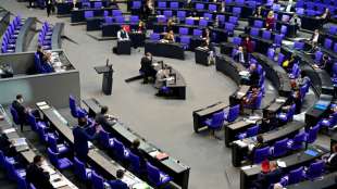 Bundestag stimmt &uuml;ber weitere Corona-Hilfen f&uuml;r Firmen und Privatleute ab