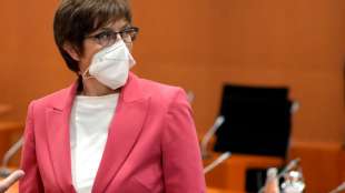 Kramp-Karrenbauer kn&uuml;pft politisches Schicksal an Verlauf des Kabul-Einsatzes