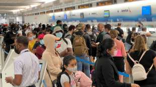 USA heben Einreisestopp f&uuml;r geimpfte Reisende auf