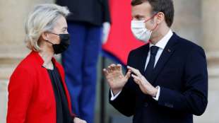 Von der Leyen und Macron rufen zu Ende der Gewalt in Kasachstan auf