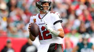 NFL: Brady mit Buccaneers locker weiter