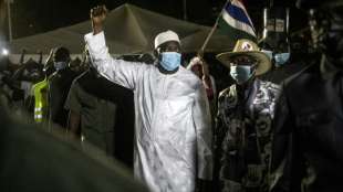 Amtsinhaber Barrow steuert auf Sieg bei Pr&auml;sidentschaftswahl in Gambia zu
