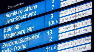 Schneef&auml;lle beeintr&auml;chtigen auch am Montag Zugverkehr in Deutschland
