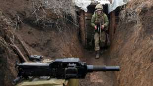 Merkel ruft Putin zu Abbau russischer Truppen im Umfeld der Ukraine auf