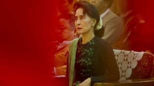 Aung San Suu Kyi wegen Aufruhrs vor Gericht in Myanmar
