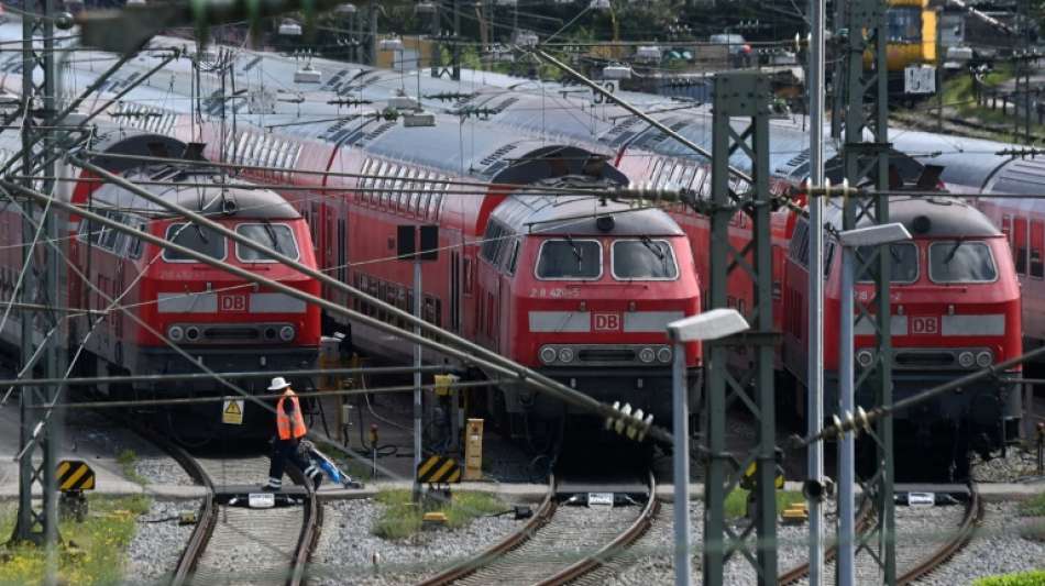 Bahn will Streik der Lokf&uuml;hrer gerichtlich stoppen lassen 