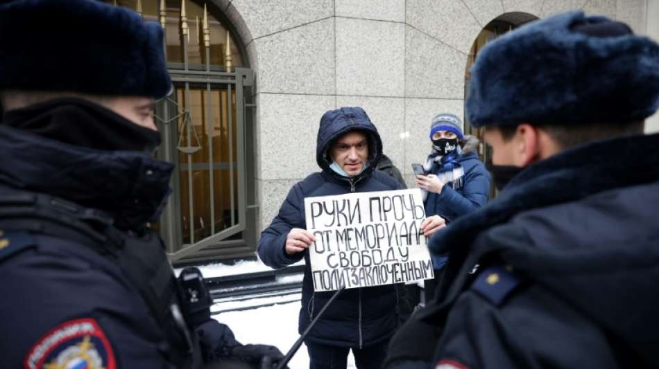 Verhandlung &uuml;ber Aufl&ouml;sung von Memorial-Organisation in Russland vertagt