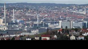 Harte Kritik an Stuttgarter Beh&ouml;rden nach "Querdenker"-Demonstration