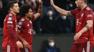 Dank Lewandowski-Hattrick: Bayern st&uuml;rmt ins Viertelfinale