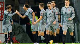Titelverteidiger geht k.o.: Dortmunder Pokal-Debakel auf St. Pauli