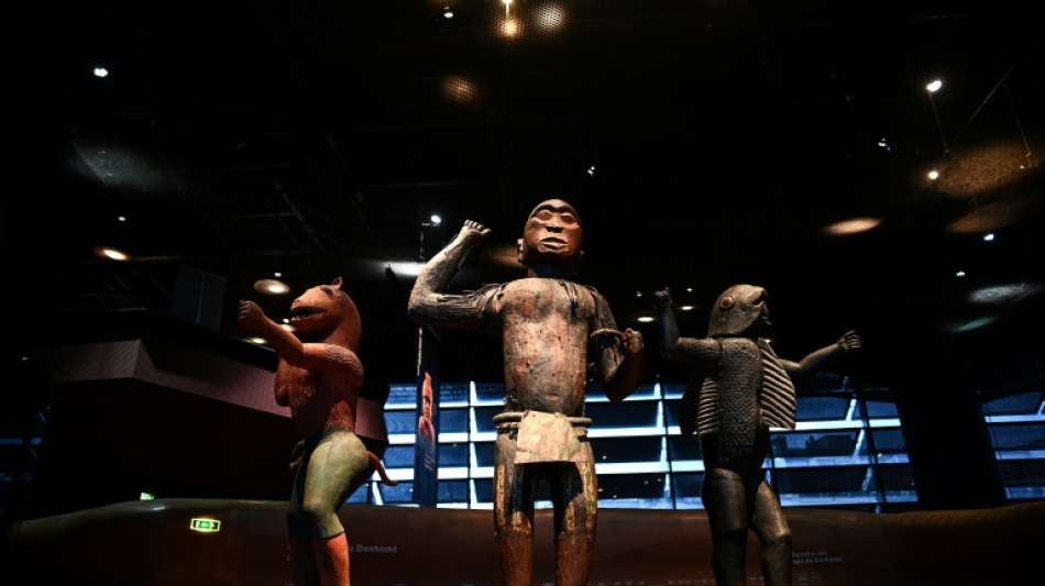 Frankreich gibt 26 afrikanische Kulturg&uuml;ter an Benin zur&uuml;ck