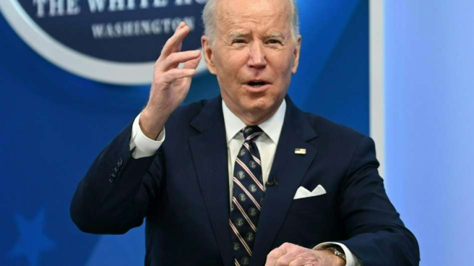Biden verurteilt "feigen Angriff" Russlands auf Ukraine