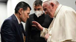 Papst trifft Vater von totem Fl&uuml;chtlingsjungen Alan Kurdi in Erbil
