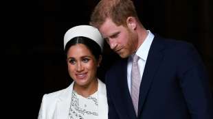 Queen h&auml;lt Fernsehansprache Stunden vor Interview von Enkel Harry