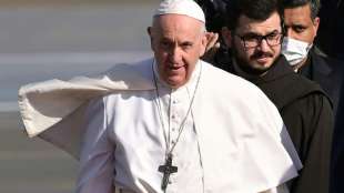 Papst beklagt "nationalistische Egoismen" im Umgang mit Fl&uuml;chtlingen in Europa
