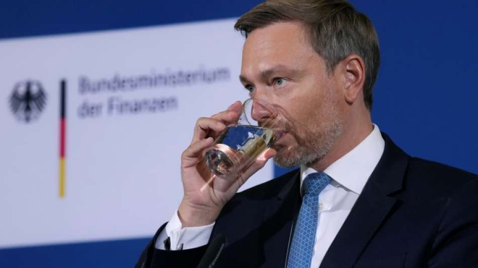 Lindner verspricht mehr als 30 Milliarden Euro Steuerentlastungen bis 2025