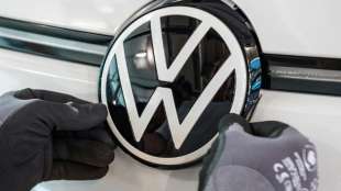 Betriebsgewinn von Volkswagen sinkt im dritten Quartal wegen Halbleitermangels