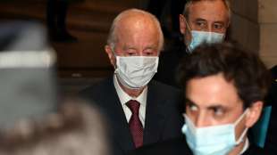 Frankreichs Ex-Premier Balladur wegen dubioser Finanzpraktiken vor Gericht