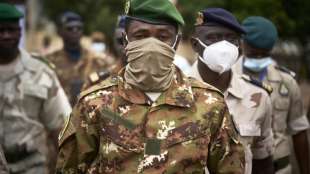 Merkel schlie&szlig;t Ende des Bundeswehreinsatzes in Mali vorerst aus