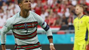 Dank Guerreiro und Rekordmann Ronaldo: Portugal startet mit sp&auml;tem Sieg