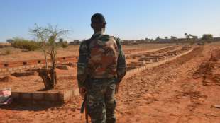 Tschad stellt 1200 Soldaten f&uuml;r Kampf gegen islamistische Milizen in Sahel-Staaten