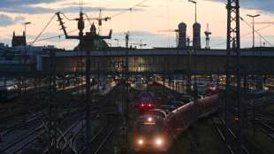 Streik bei der Bahn kann wie geplant bis Dienstagmorgen gehen