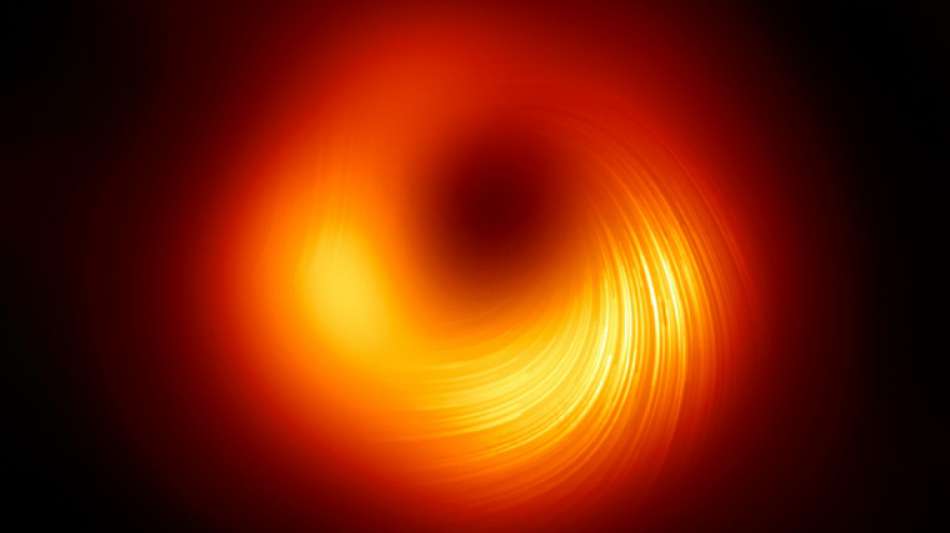 Forscher pr&auml;sentieren neues Portr&auml;t von Schwerkraftmonster tief im All