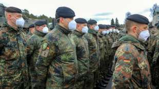 Verteidigungsministerium l&ouml;st "nationale Alarmma&szlig;nahmen" aus