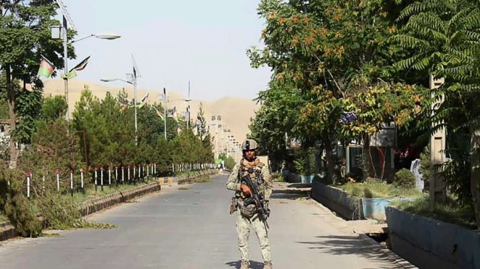 K&auml;mpfe in afghanischer Provinzhauptstadt Kala-i-Naw dauern an