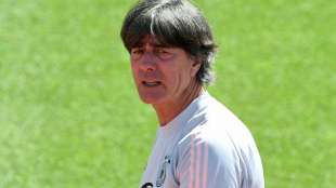 L&ouml;w zu Regenbogen: "Wichtig, dass diese Werte gelebt werden"