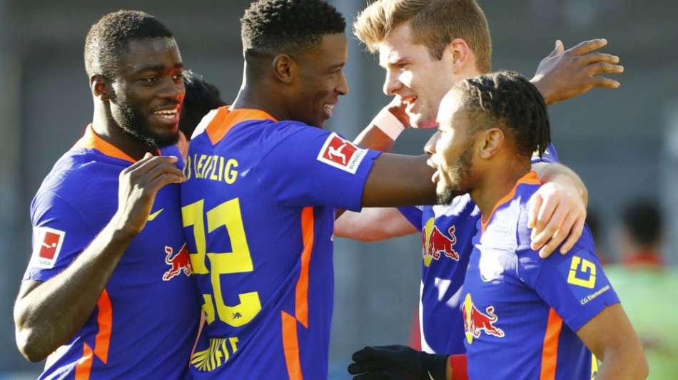 Nkunku, S&ouml;rloth und Forsberg schie&szlig;en Leipzig an die Spitze