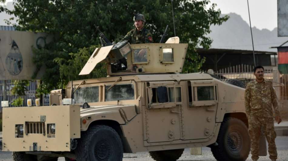 Flughafen von Kandahar mit mehreren Raketen beschossen