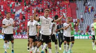 M&uuml;ller von Einzug ins Achtelfinale &uuml;berzeugt